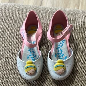 Disney Princess Kids Shoes - Pink and White